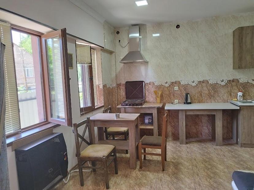 Apartment In Mtskheta, With Beautiful Nature, 100 Meter From Center Bagian luar foto